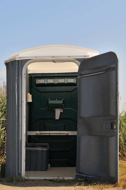 Best Portable toilet rental cost  in St Louis, MO